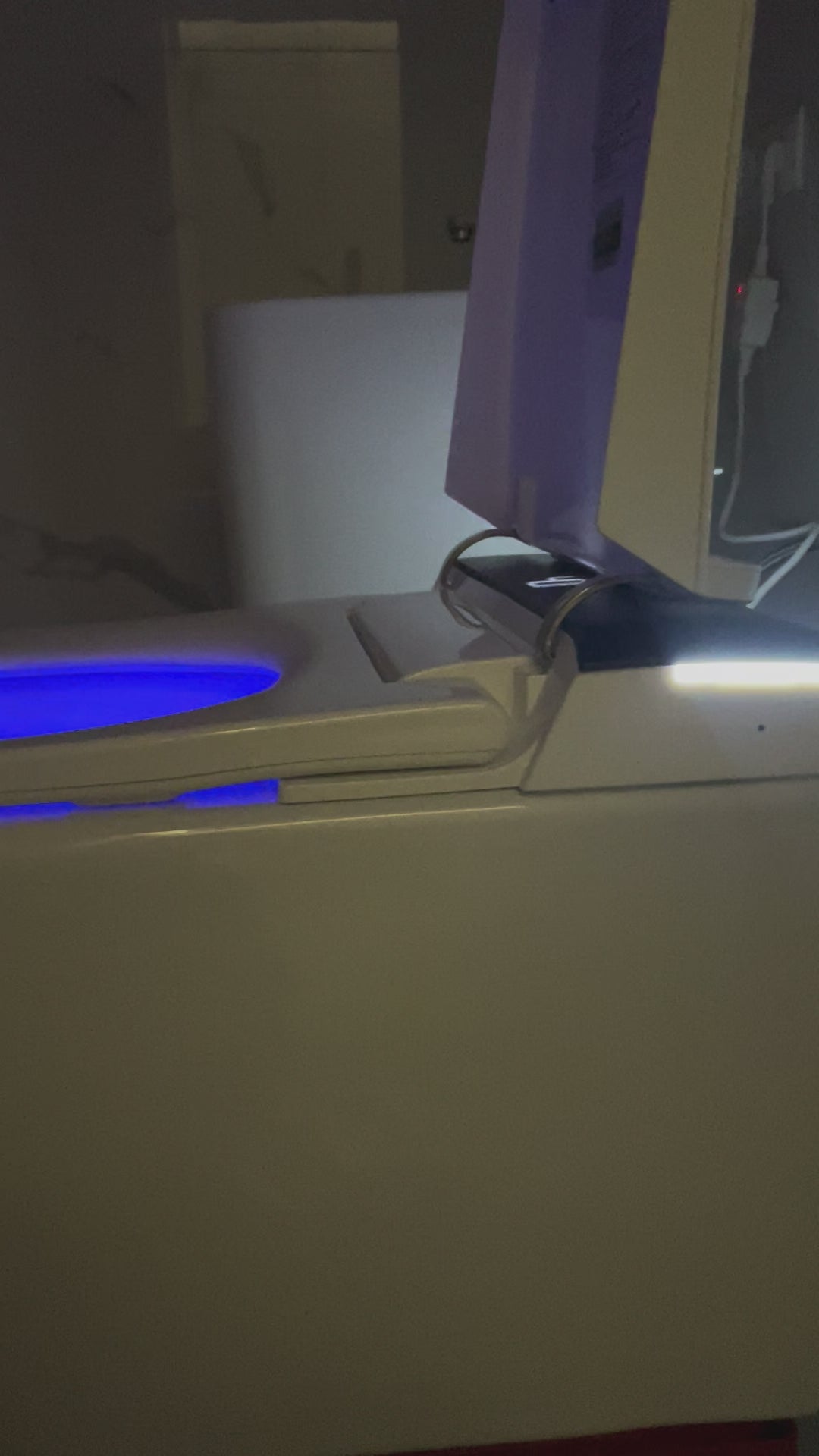 Smart toilet Hola with buil-in tank, Geberit type frame www.hola.shop.pl